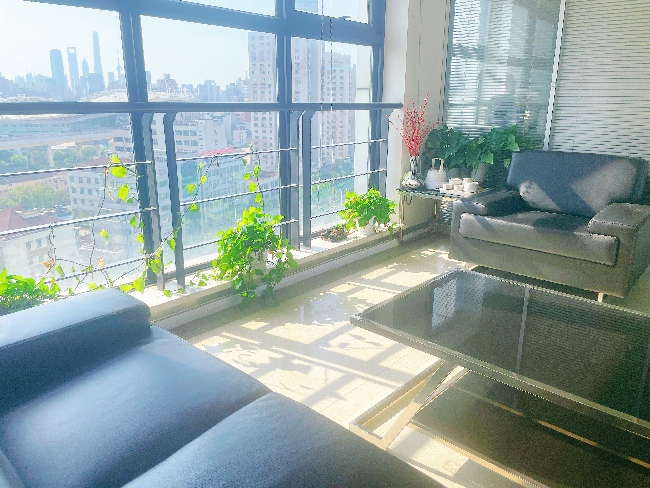 1760336433934219.jpg 会客室(1).jpg